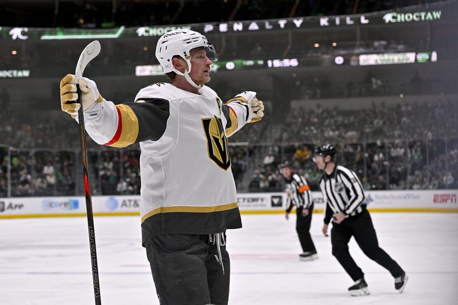 NHL: Vegas Golden Knights on Dallas Stars