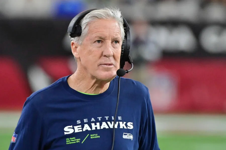 7 Jan 2024; Glendale, Arizona, USA; Seattle Seahawks head coach Pete Carroll looks at during the second half against Arizona Cardinals at State Farm Stadium. Mandatory Credit: Matt Kartozian-Imagn Pictures