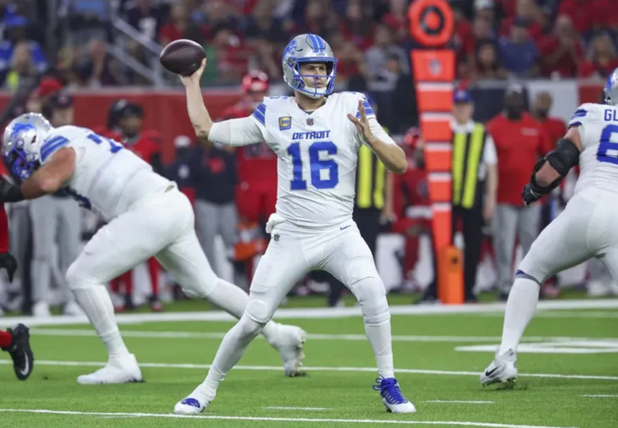 November 10, 2024; Houston, Texas, USA; The Detroit Lions Quarterback Jared Goff (16) tries a pass during the first quarter against Houston Texans at NRG Stadium. Mandatory Credit: Troy Taormina-Imagn images
