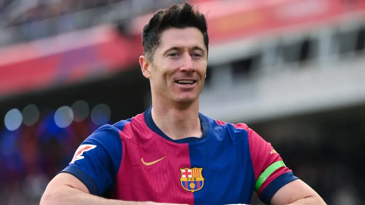 Robert Lewandowski from FC Barcelona celebrates his team's first goal during the Laliga match Bethaeen FC Barcelona and Deportivo Alaves at Estadi Olimpic Luis Companys on 02, 2025 in Barcelona, ​​Spain.