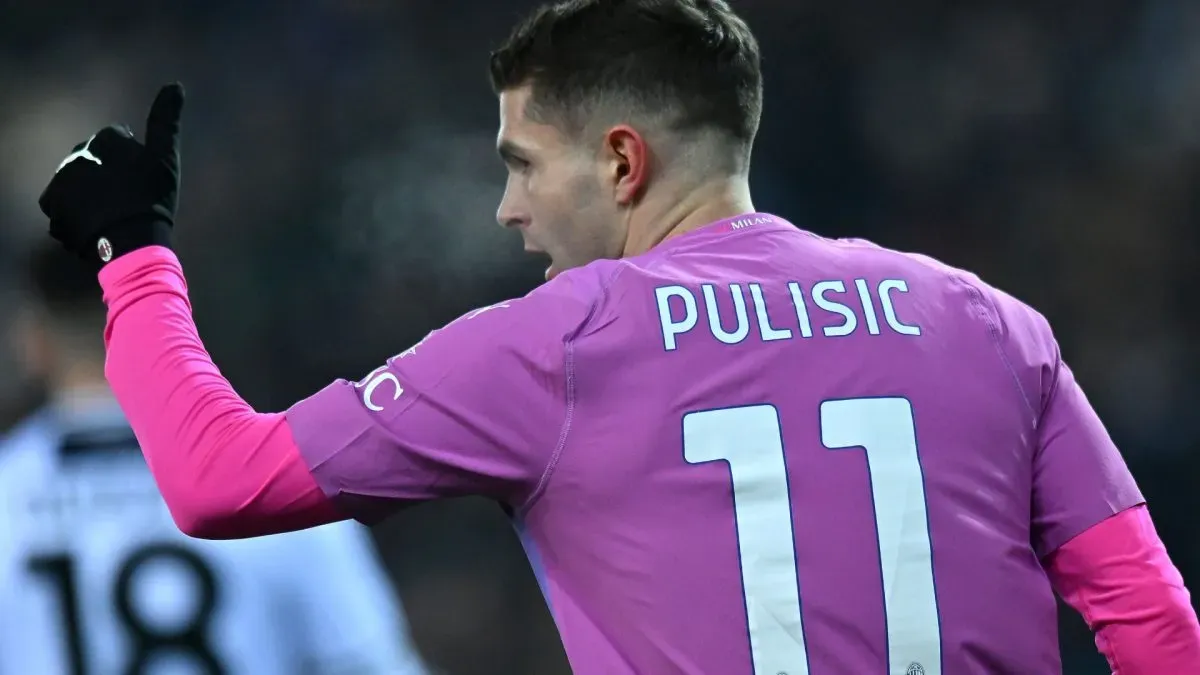 Pulisic Milan 11 -Kit