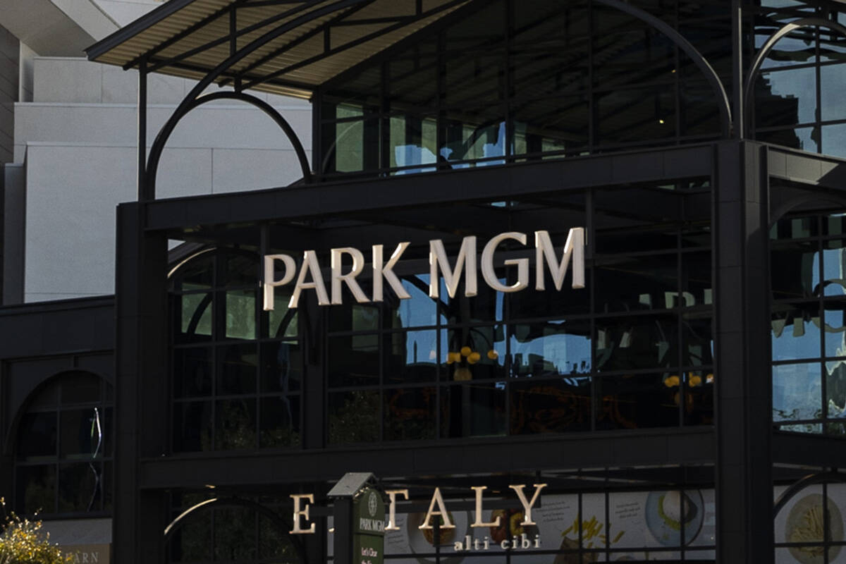 $1,174,483.11 Wheel of Fortune slots win hits at Park MGM on the Las Vegas Strip | Casinos & Games